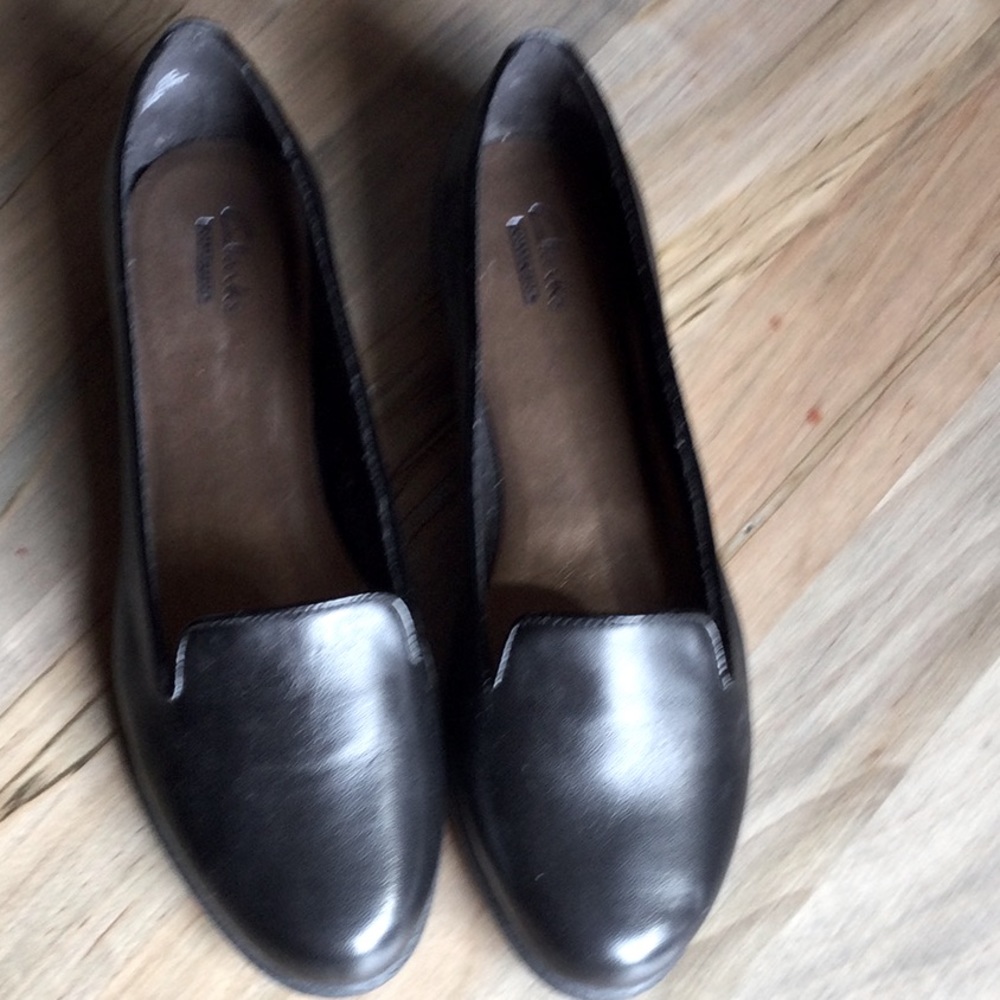 Clarks Black leather flats